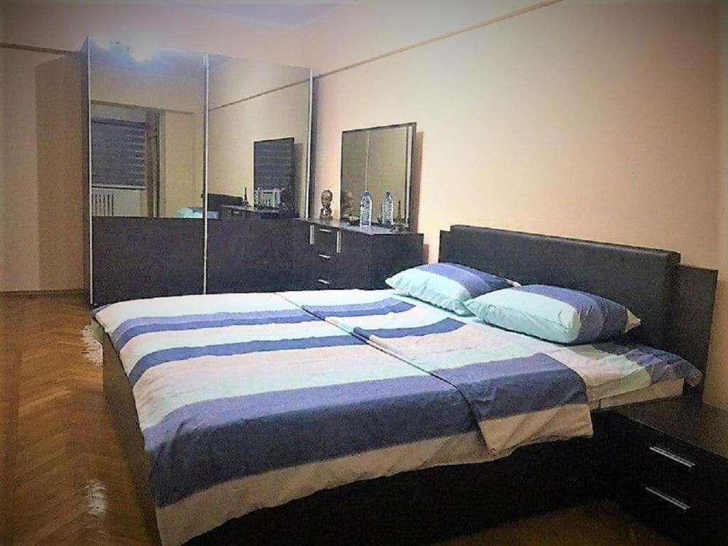 Spacious And Cozy ทาชเคนต์ ภายนอก รูปภาพ